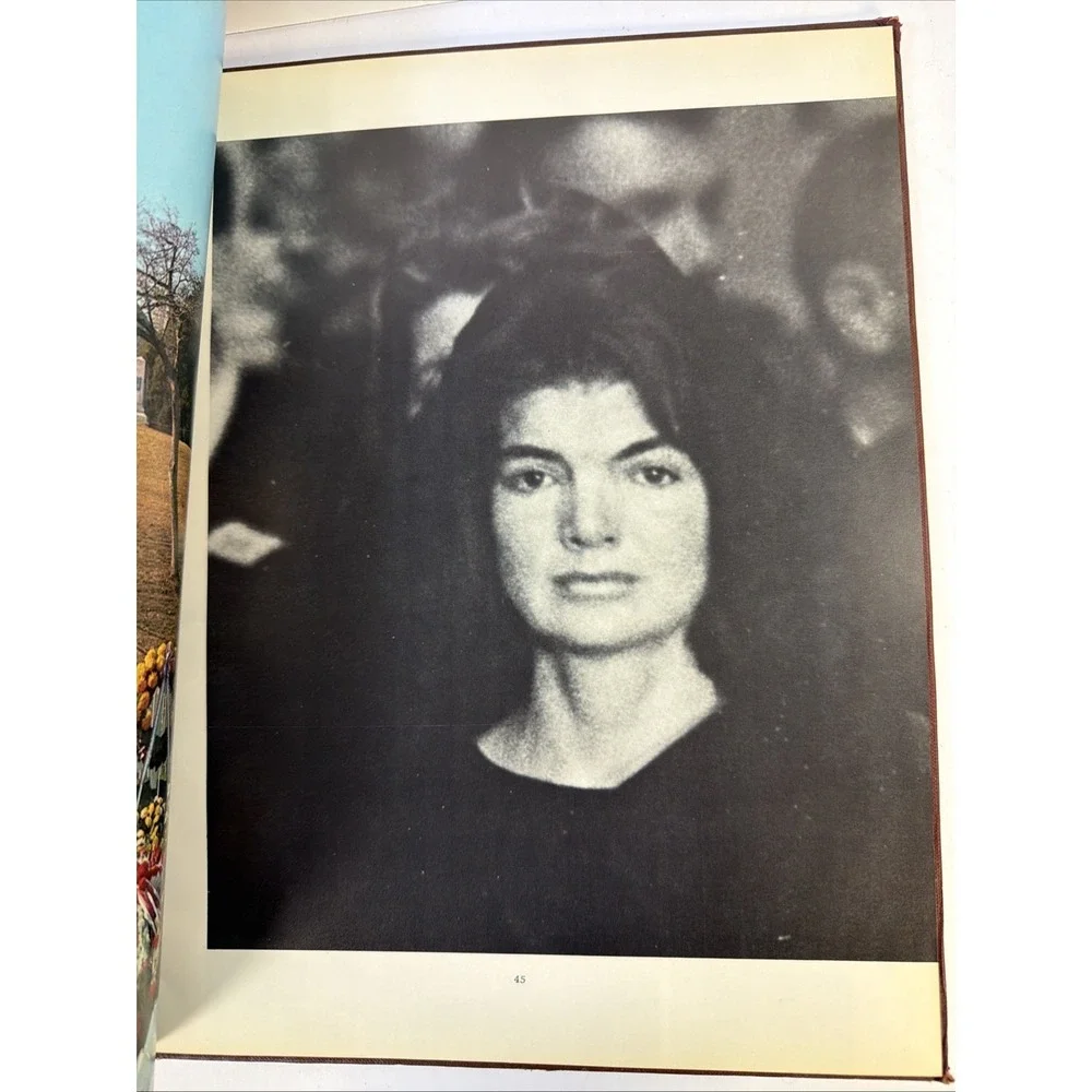 John F Kennedy Book THE TORCH IS‎ PASSED Assassination JFK Associated Press 1963